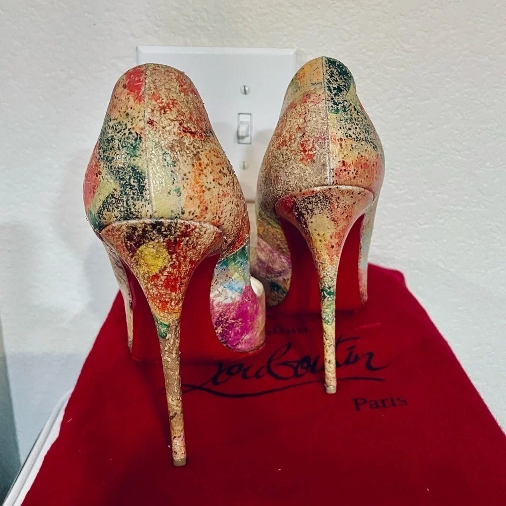 Christian Louboutin So Kate, Multicolor Abstract Cork Glitter Pumps, EU39